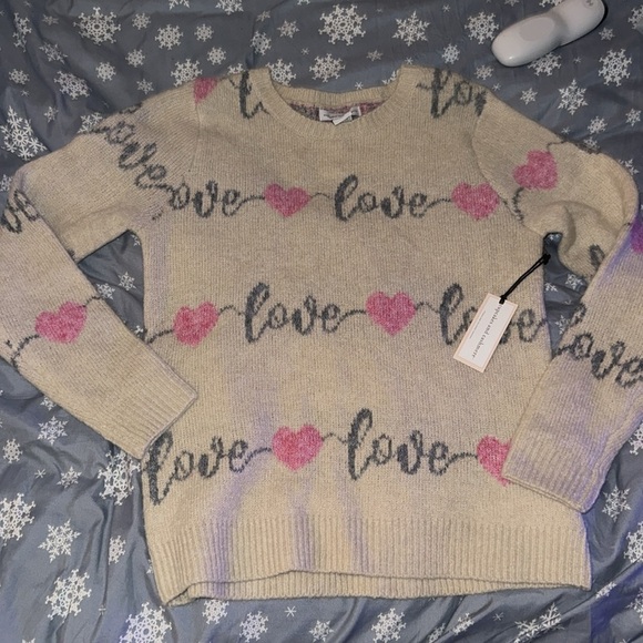Cupcakes and Cashmere Valentines Day Sweater - Women's Size small - Picture 6 of 8